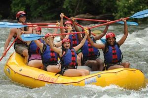 Group of girls rafting on the Ocoee River. where is the ocoee river