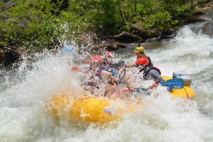 white water rafting at quest expeditions on the ocoee river